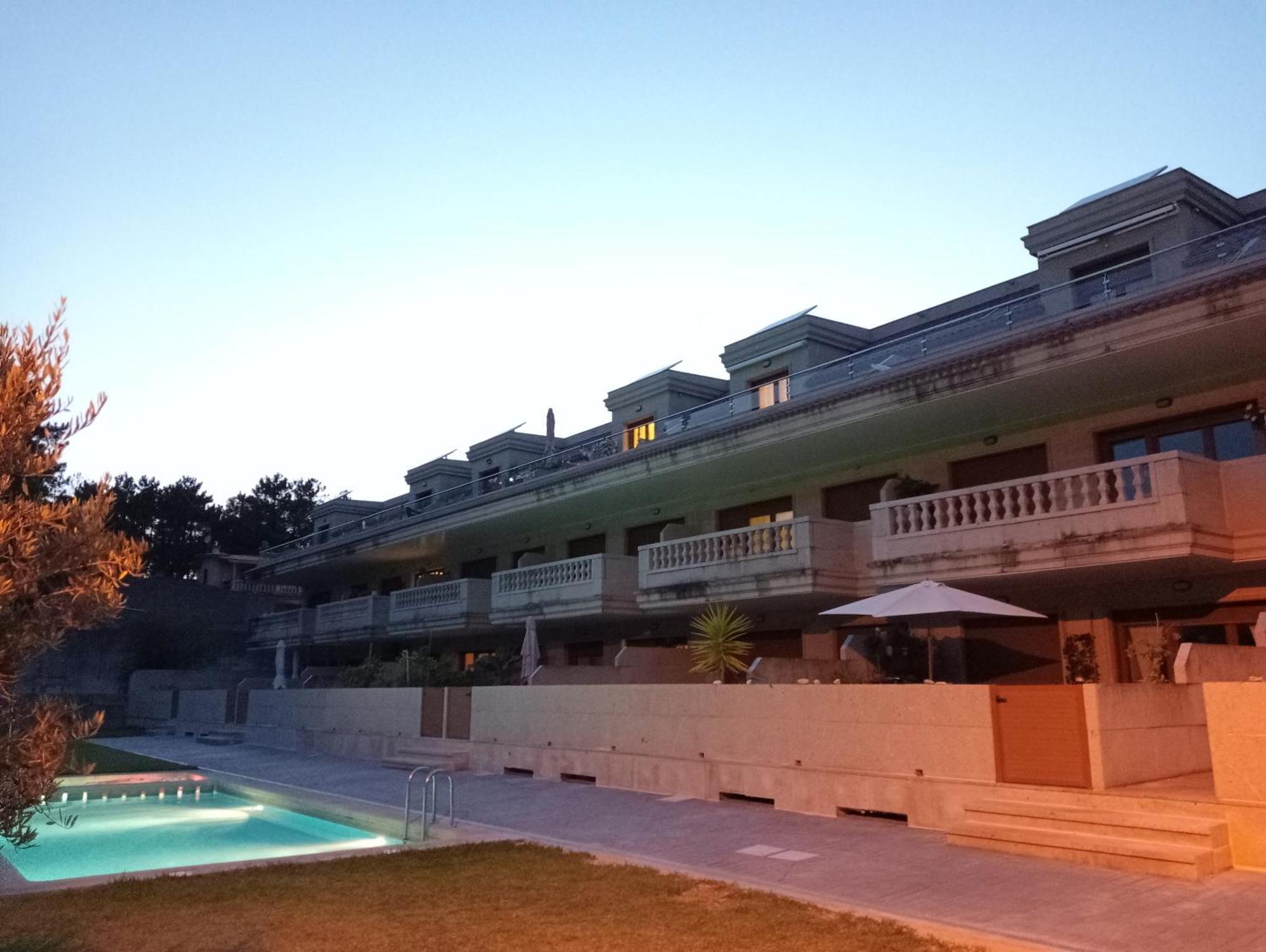 "Sanxenxo Holidays" Atico Con Garaje, Barbacoa Y Piscina A 5 Min Del Centro Zewnętrze zdjęcie